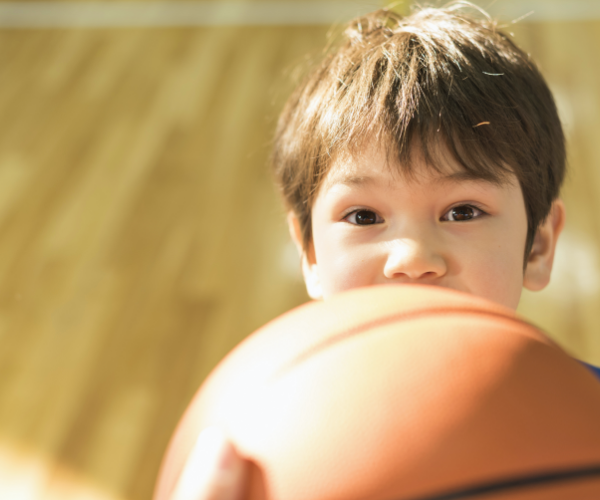 子どもの目の成長について